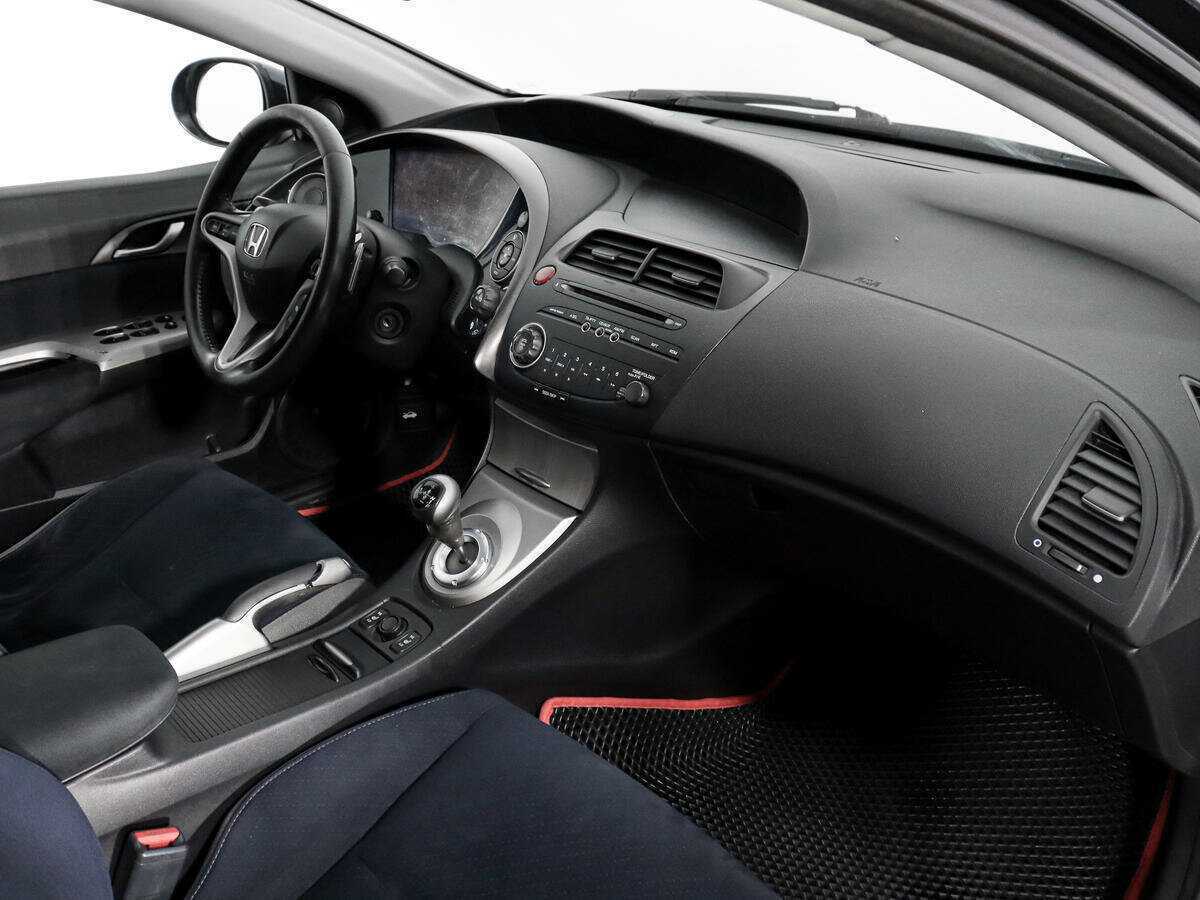 Б/У Хонда Цивик 2008 года. Фото: #10