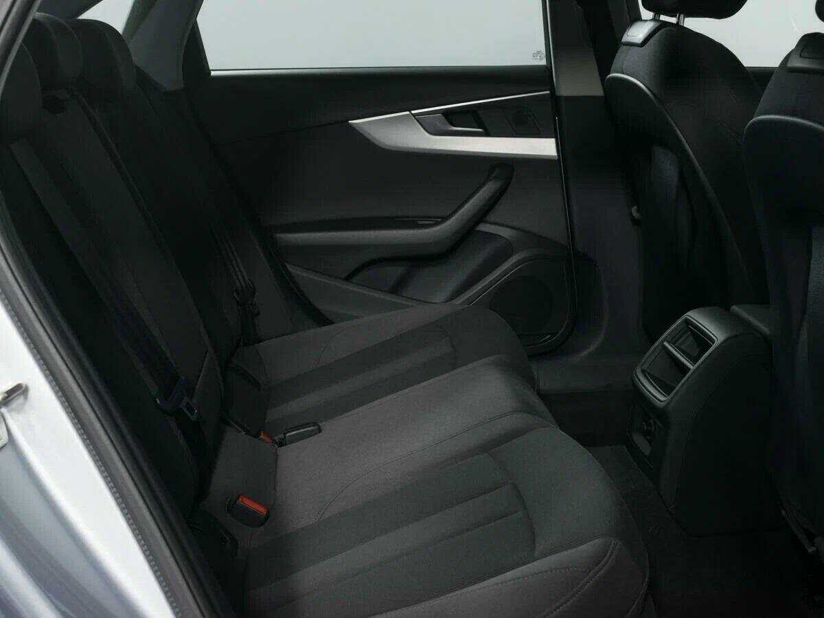 Б/У Ауди А4 2017 года. Фото: #11