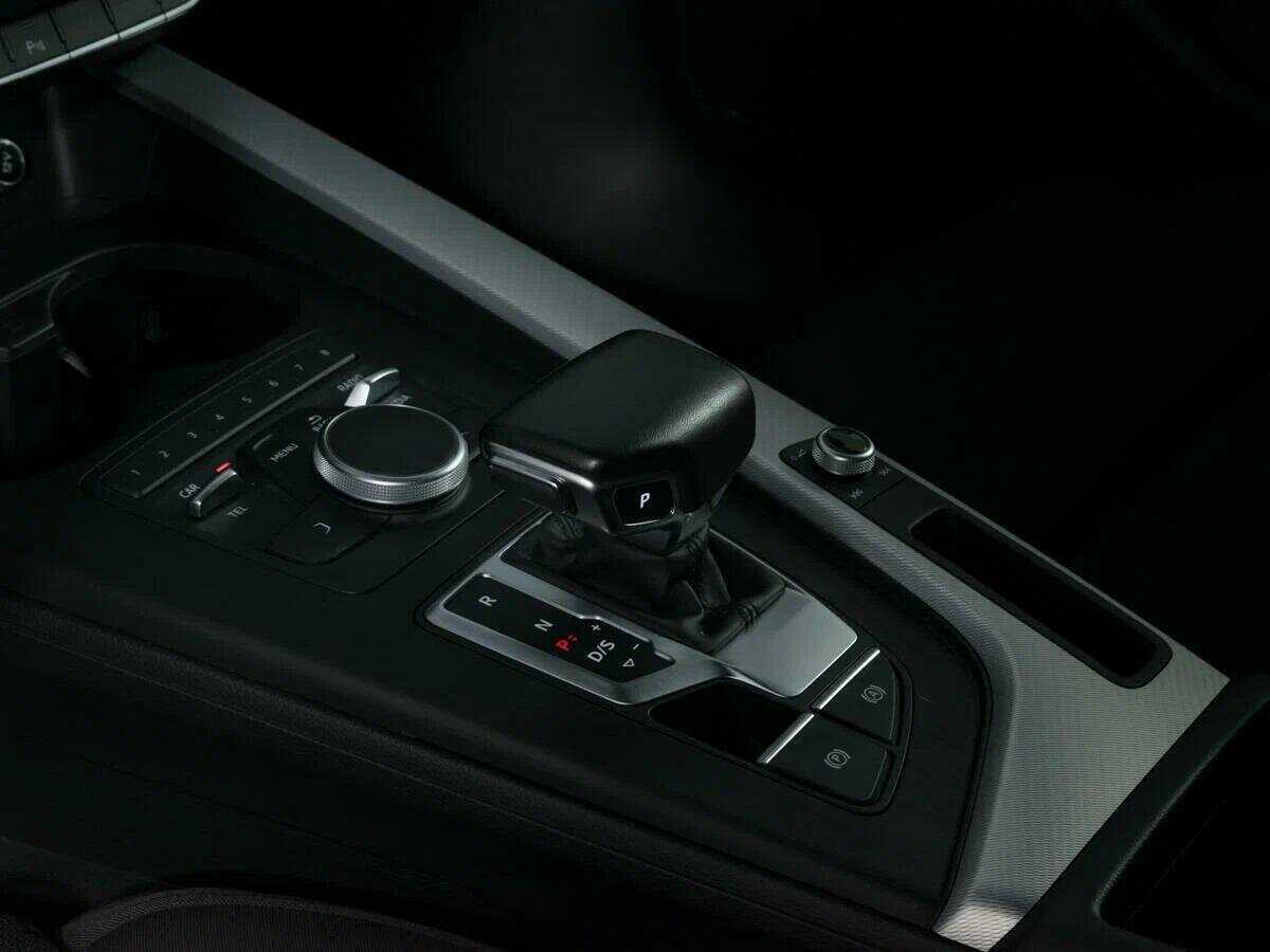 Б/У Ауди А4 2017 года. Фото: #15