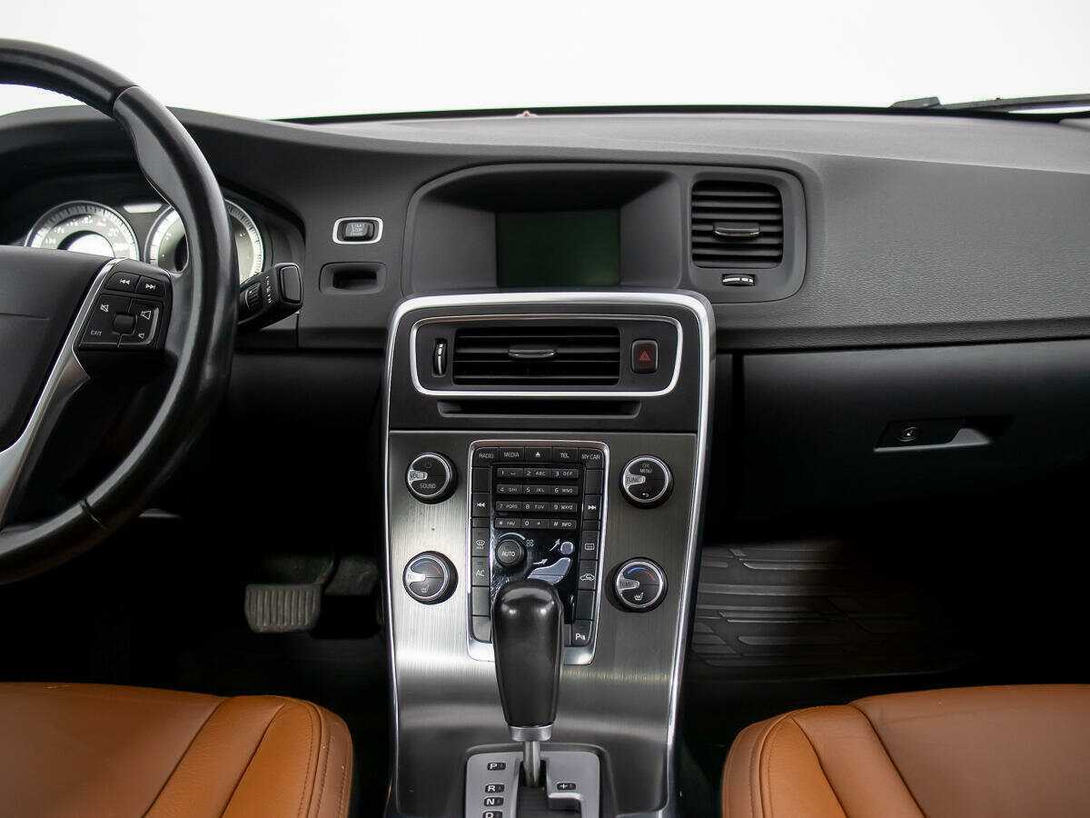 Б/У Вольво С60 2011 года. Фото: #12