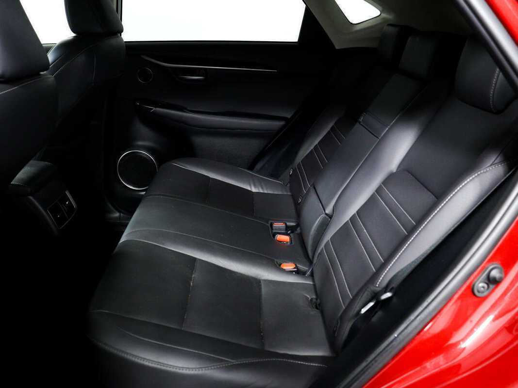 Б/У Лексус Н-Икс 2018 года. Фото: #11