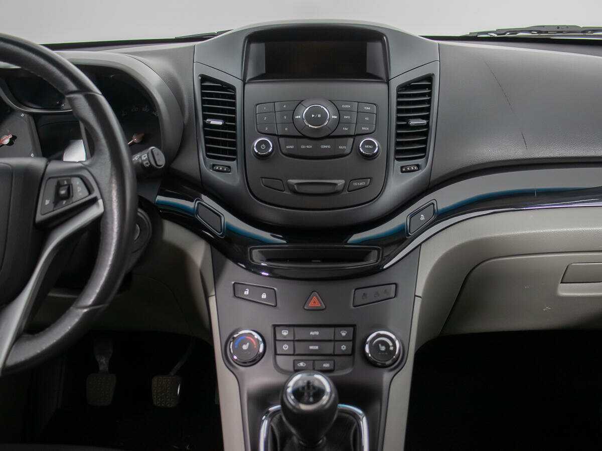 Б/У Шевроле Орландо 2014 года. Фото: #13