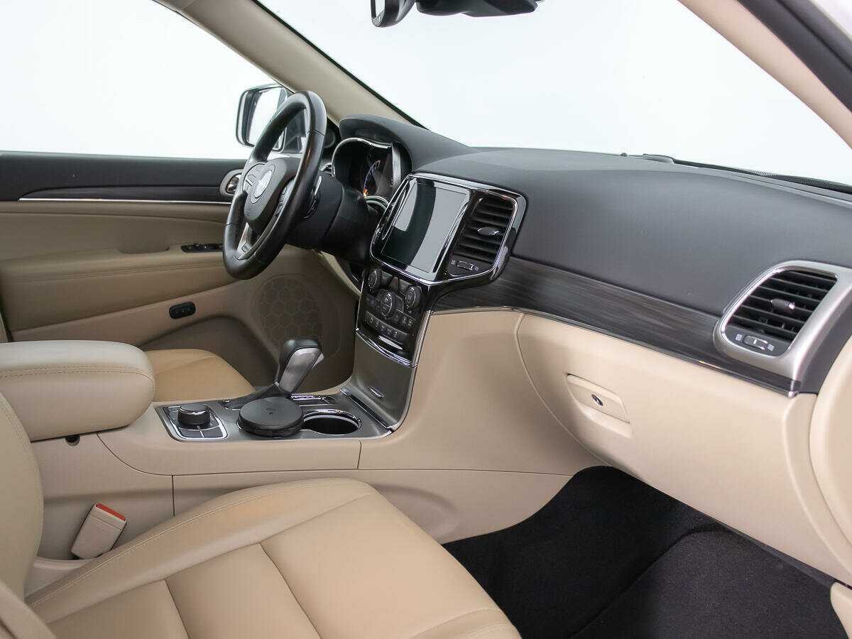 Б/У Джип Гранд Чироки 2021 года. Фото: #8