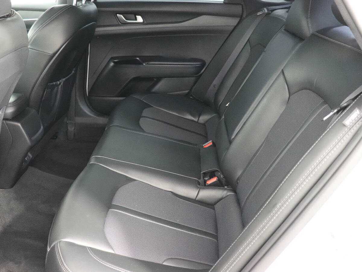 Б/У Киа К5 2021 года. Фото: #10