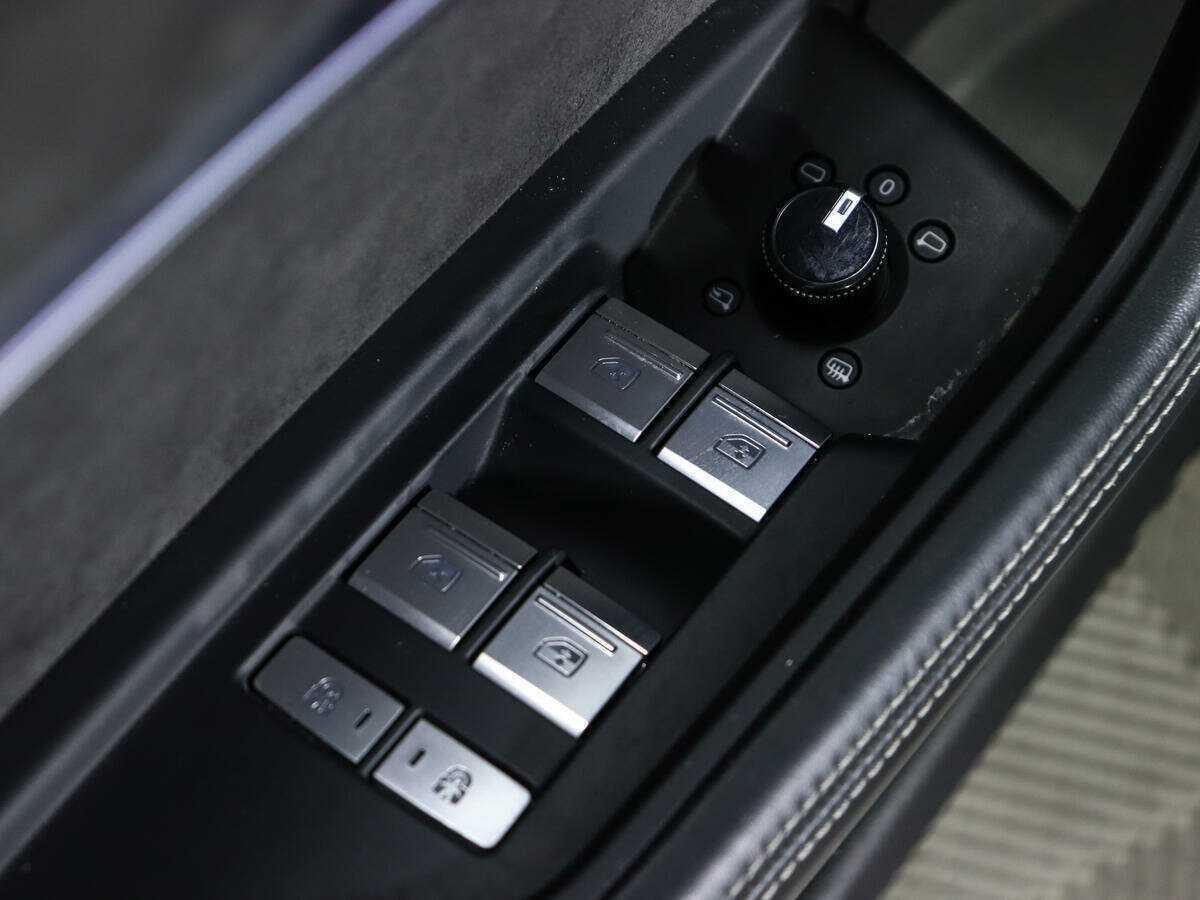 Б/У Ауди е-трон 2020 года. Фото: #17