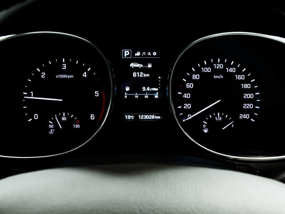 Б/У Хендай Санта Фе 2017 года. Фото: #9