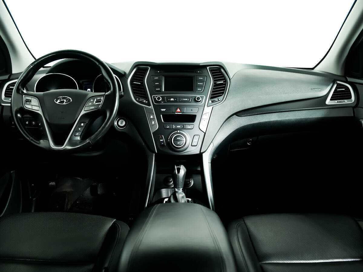 Б/У Хендай Санта Фе 2017 года. Фото: #10