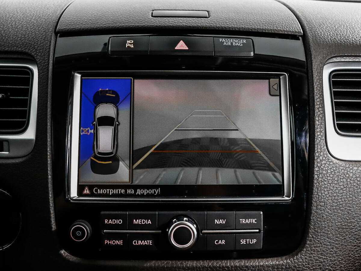 Б/У Фольксваген Туарег 2010 года. Фото: #17