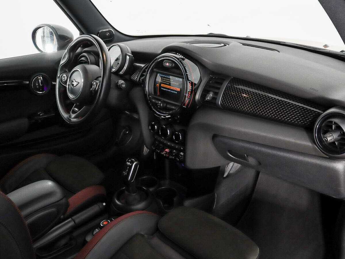 Mini Hatch 2018 года с пробегом. Фото: #10