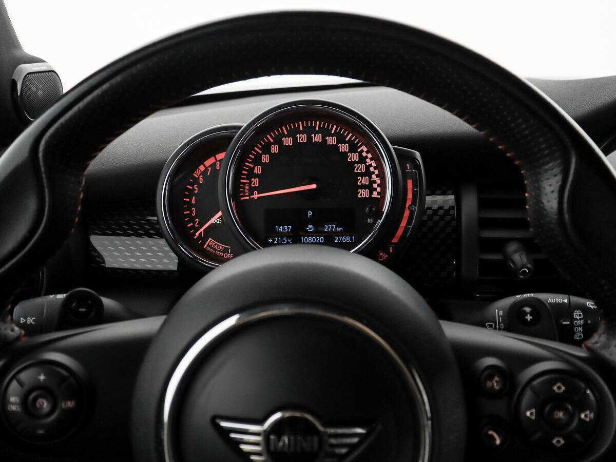 Mini Hatch 2018 года с пробегом. Фото: #12