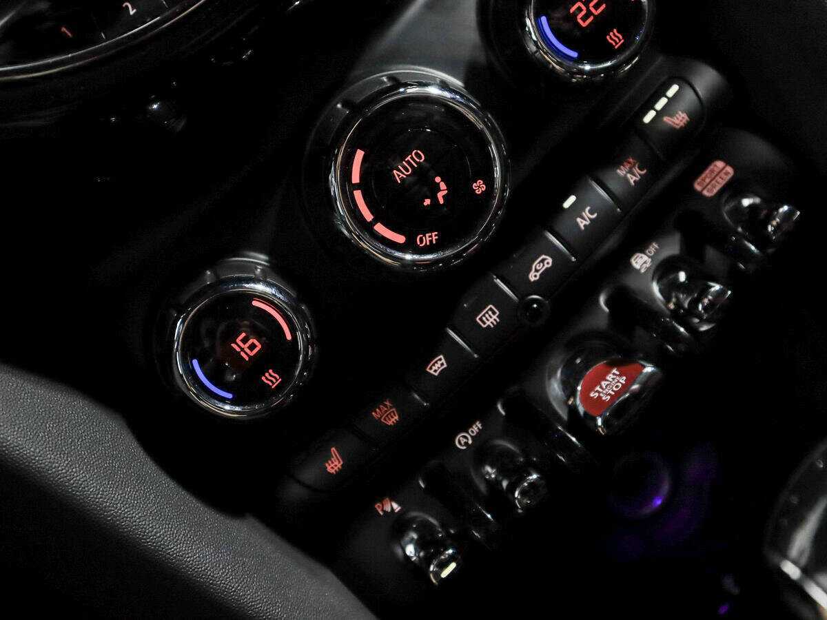 Mini Hatch 2018 года с пробегом. Фото: #14