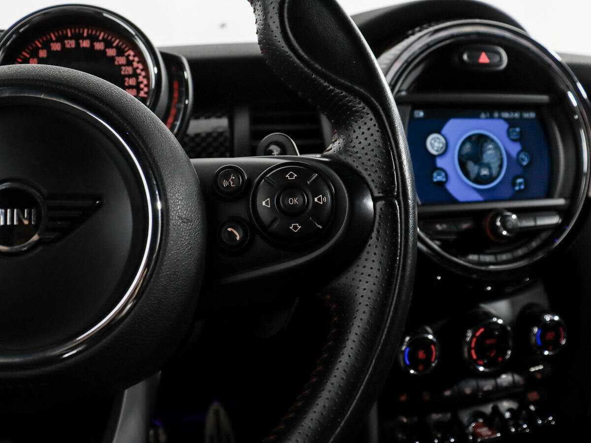 Mini Hatch 2018 года с пробегом. Фото: #17