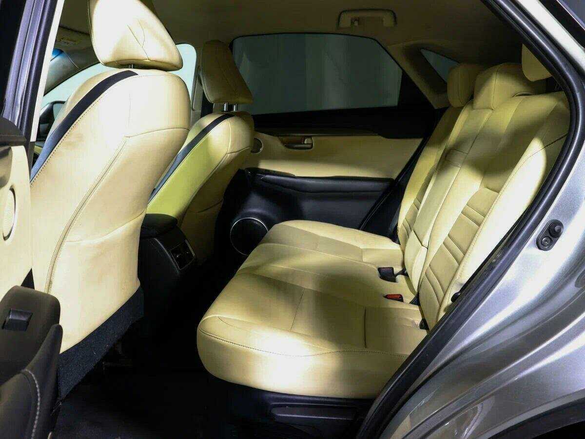 Б/У Лексус Н-Икс 2015 года. Фото: #9