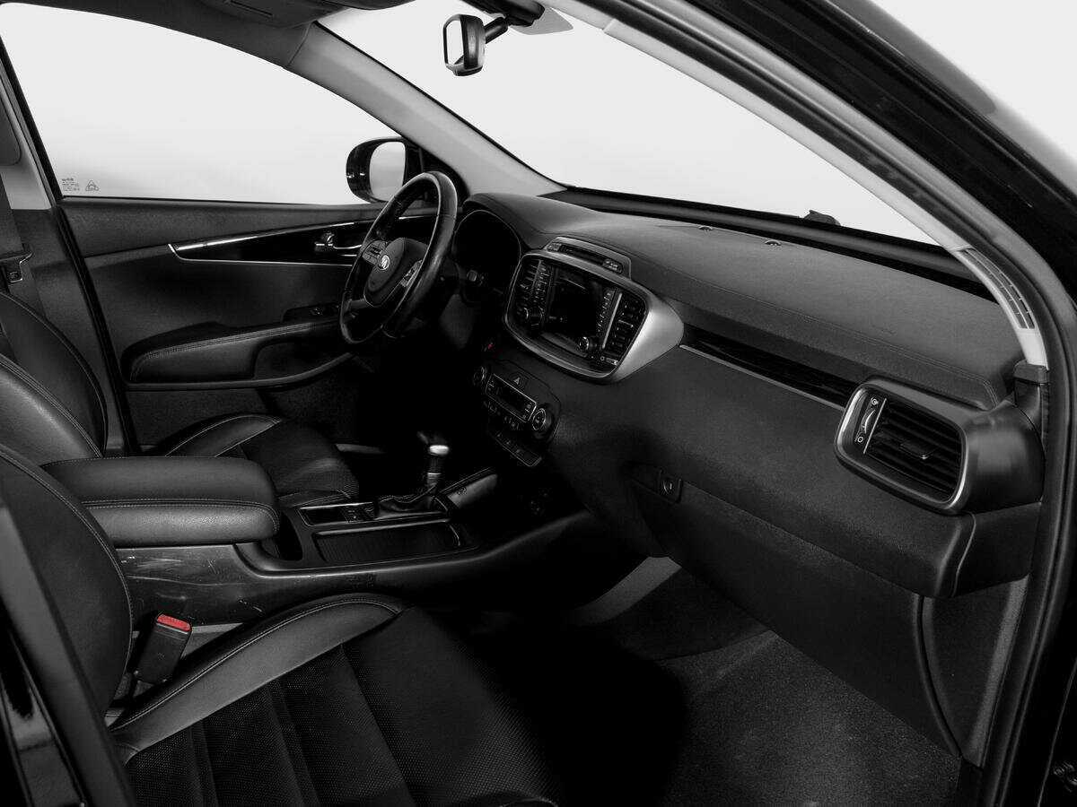 Б/У Киа Соренто 2019 года. Фото: #8