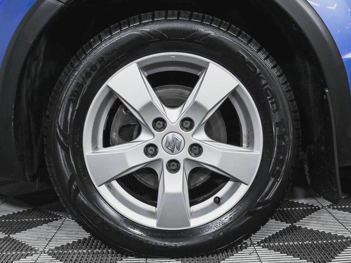 Б/У Сузуки С-Икс4 2011 года. Фото: #15