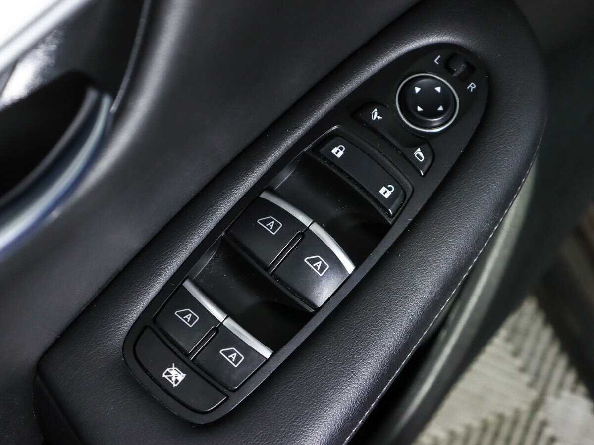 Б/У Инфинити К-Икс50 2019 года. Фото: #17