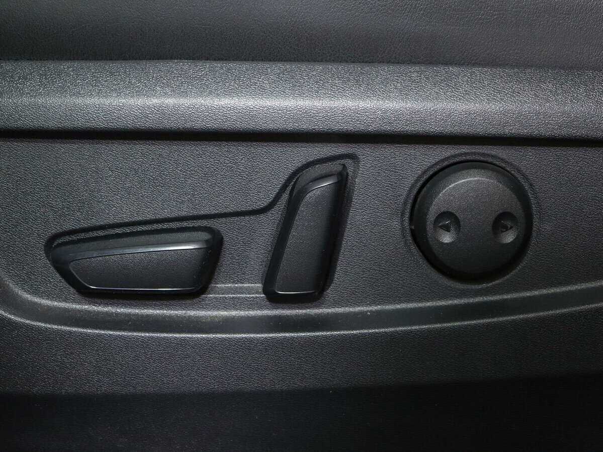 Б/У Инфинити К-Икс50 2019 года. Фото: #18