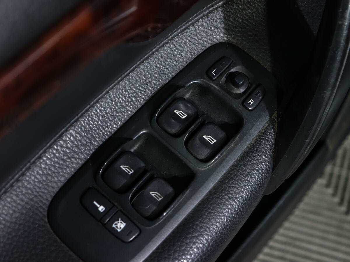 Б/У Вольво С60 2009 года. Фото: #14