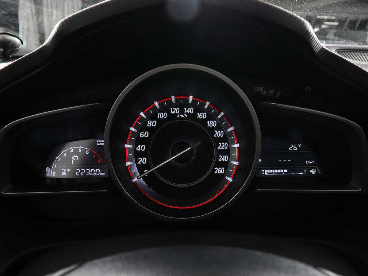 Б/У Мазда 3 2014 года. Фото: #8