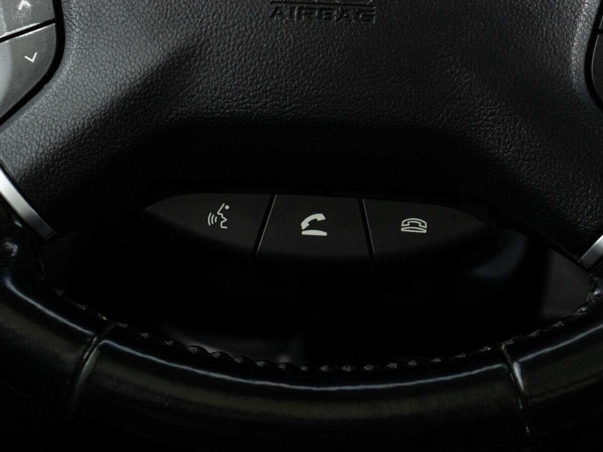 Б/У Митсубиши Паджеро 2015 года. Фото: #18