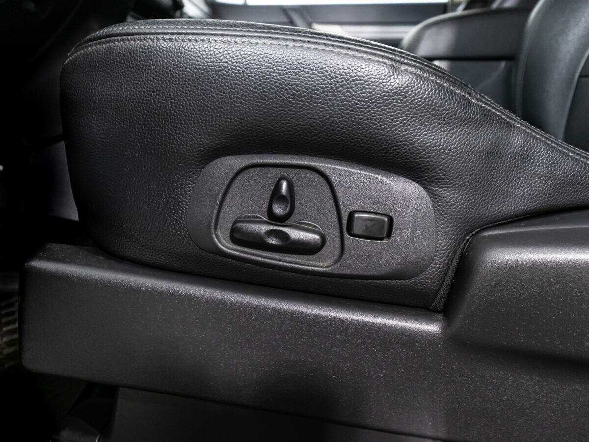 Б/У Митсубиши Паджеро 2015 года. Фото: #20