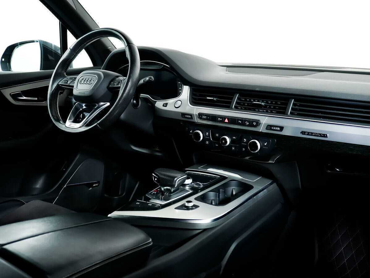 Б/У Ауди К7 2015 года. Фото: #8