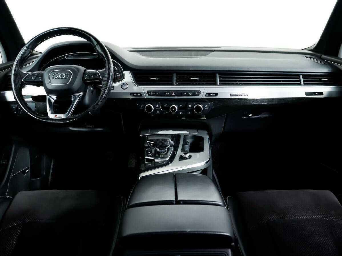 Б/У Ауди К7 2015 года. Фото: #10