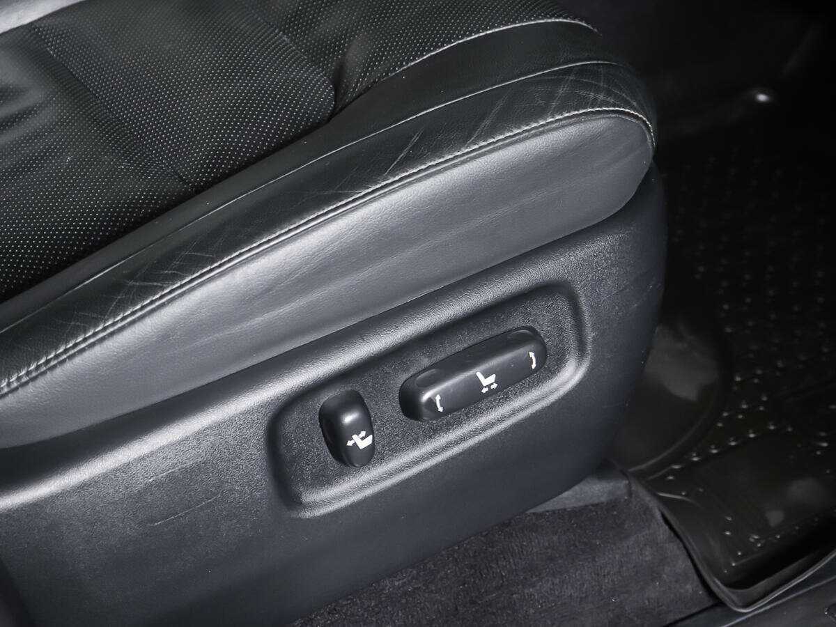 Б/У Тойота Лэнд Крузер 2021 года. Фото: #14