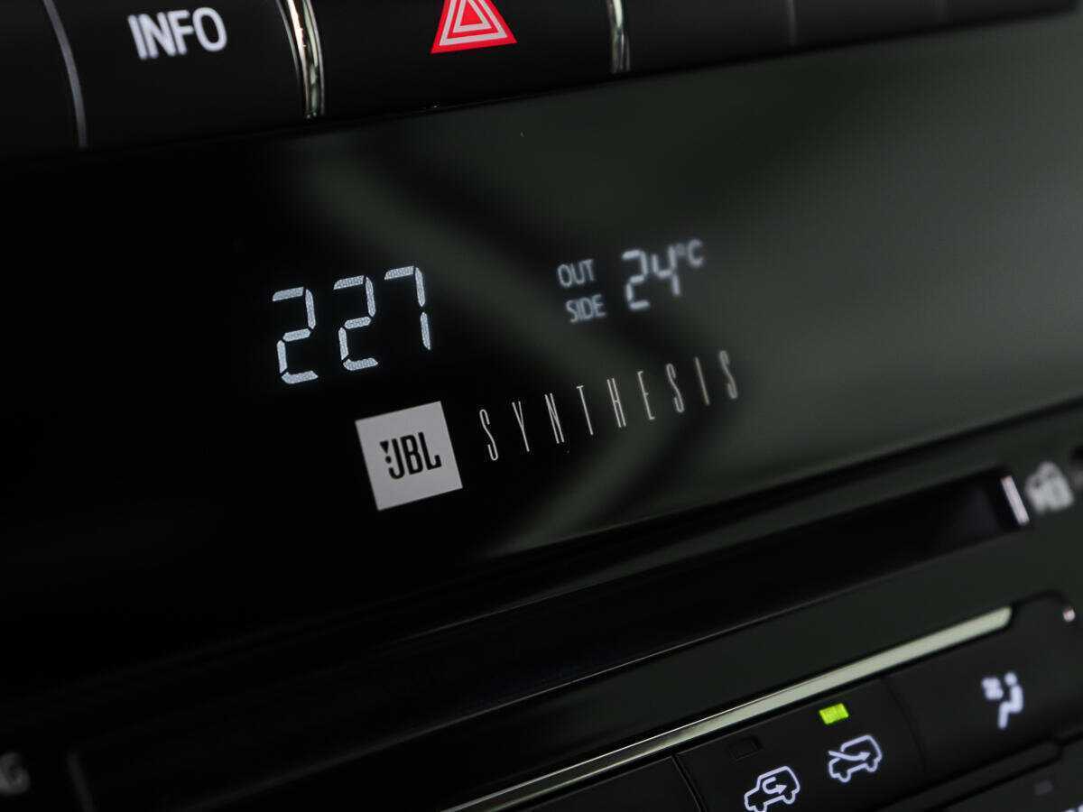 Б/У Тойота Лэнд Крузер 2021 года. Фото: #21