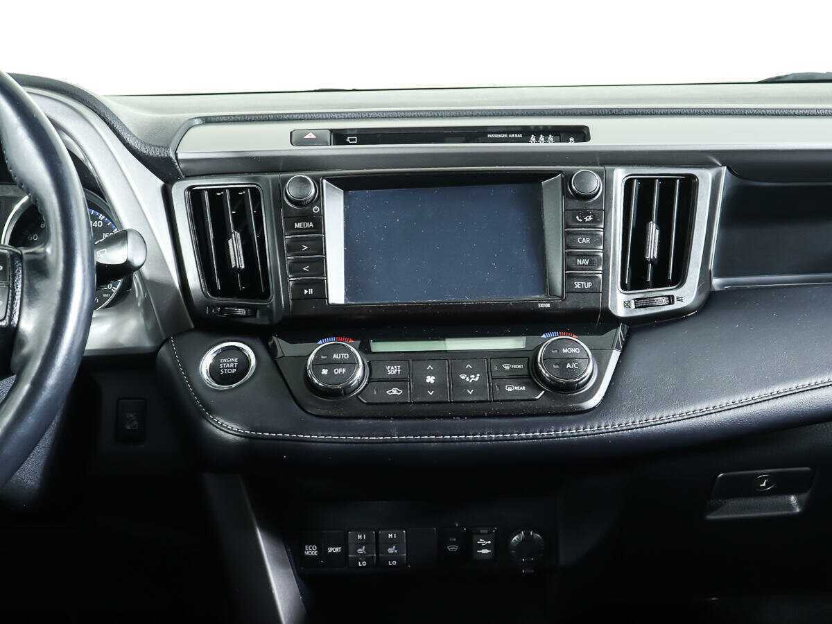 Б/У Тойота Рав4 2018 года. Фото: #10