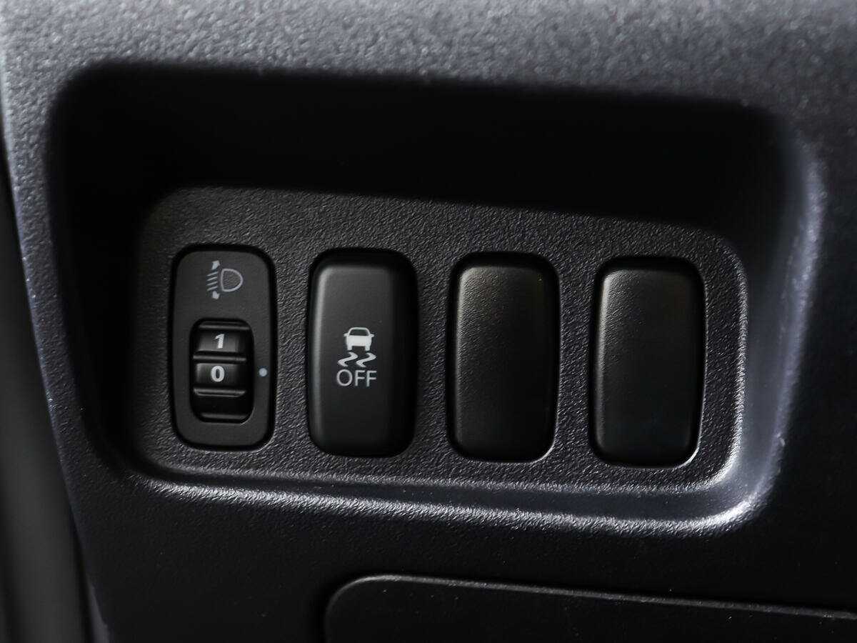 Б/У Митсубиши Оутлэндер 2011 года. Фото: #15