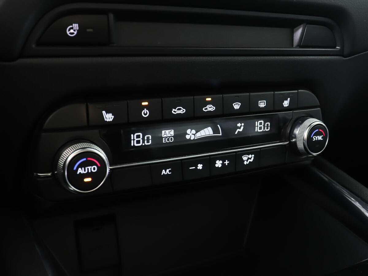 Б/У Мазда Ц-Икс-5 2019 года. Фото: #17