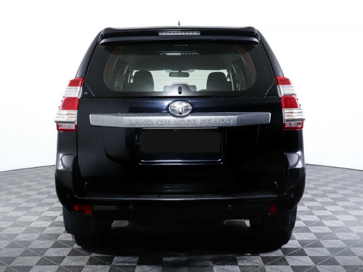 Б/У Тойота Лэнд Крузер Прадо 2017 года. Фото: #4