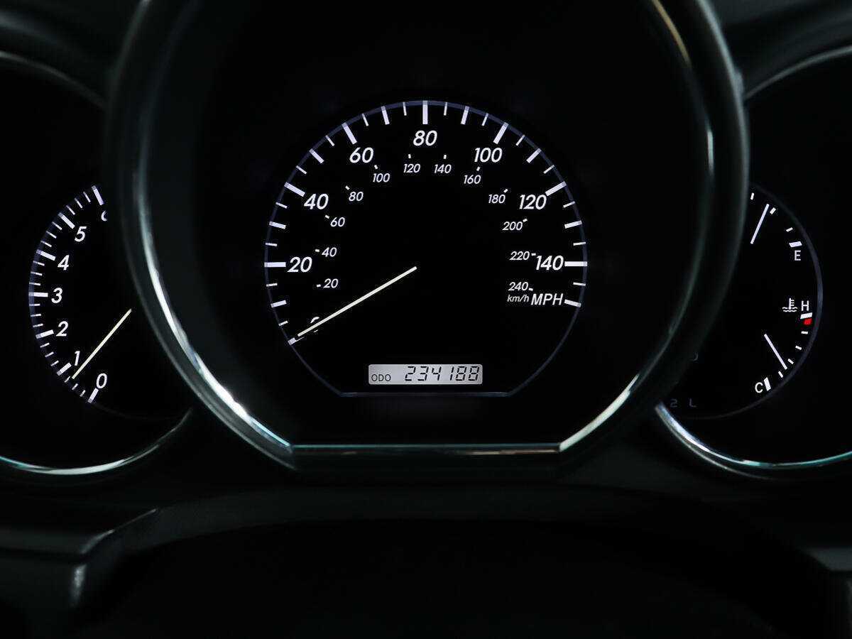 Б/У Лексус Р-Икс 2008 года. Фото: #13