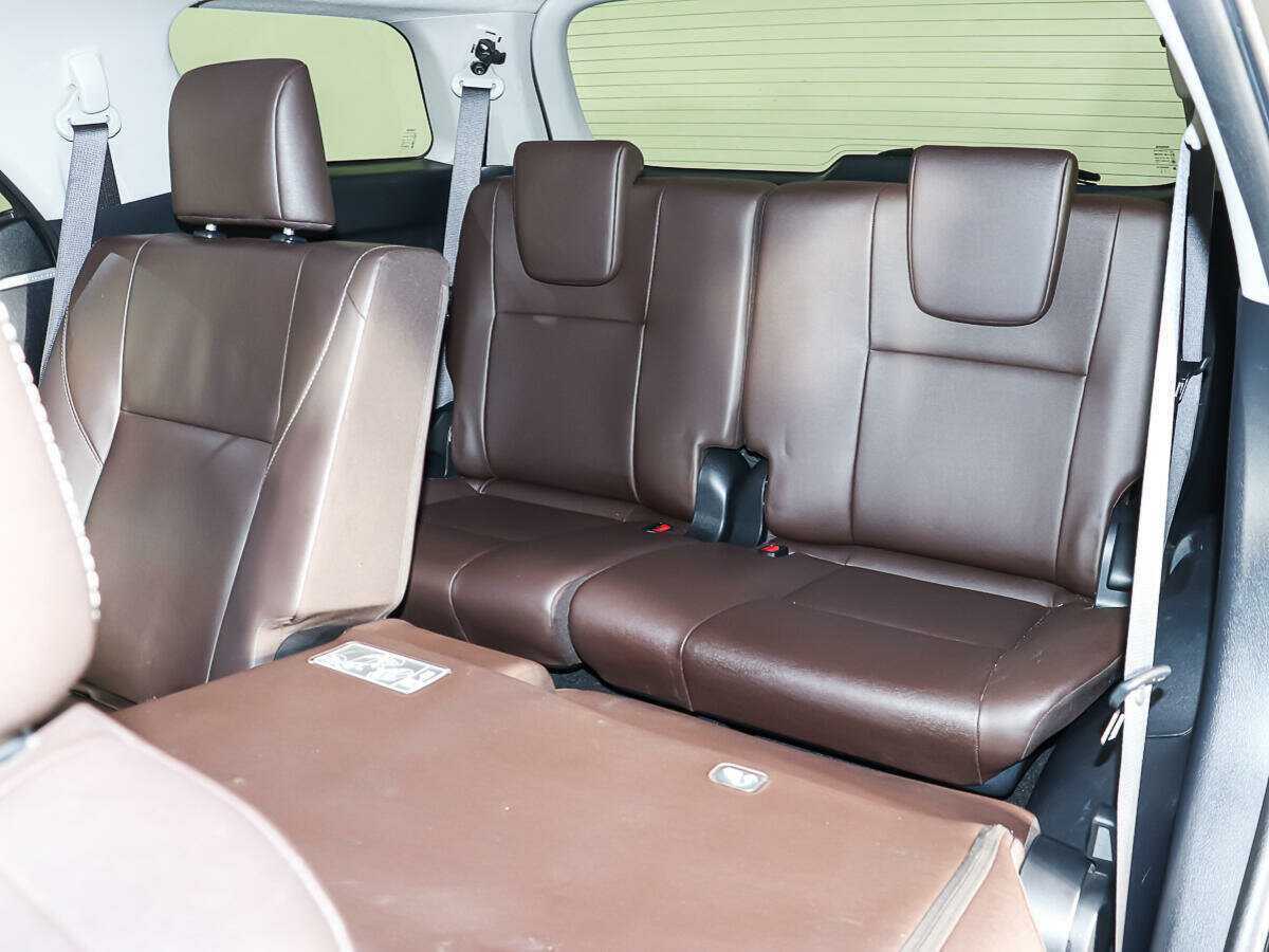 Б/У Тойота Фортюнер 2017 года. Фото: #10