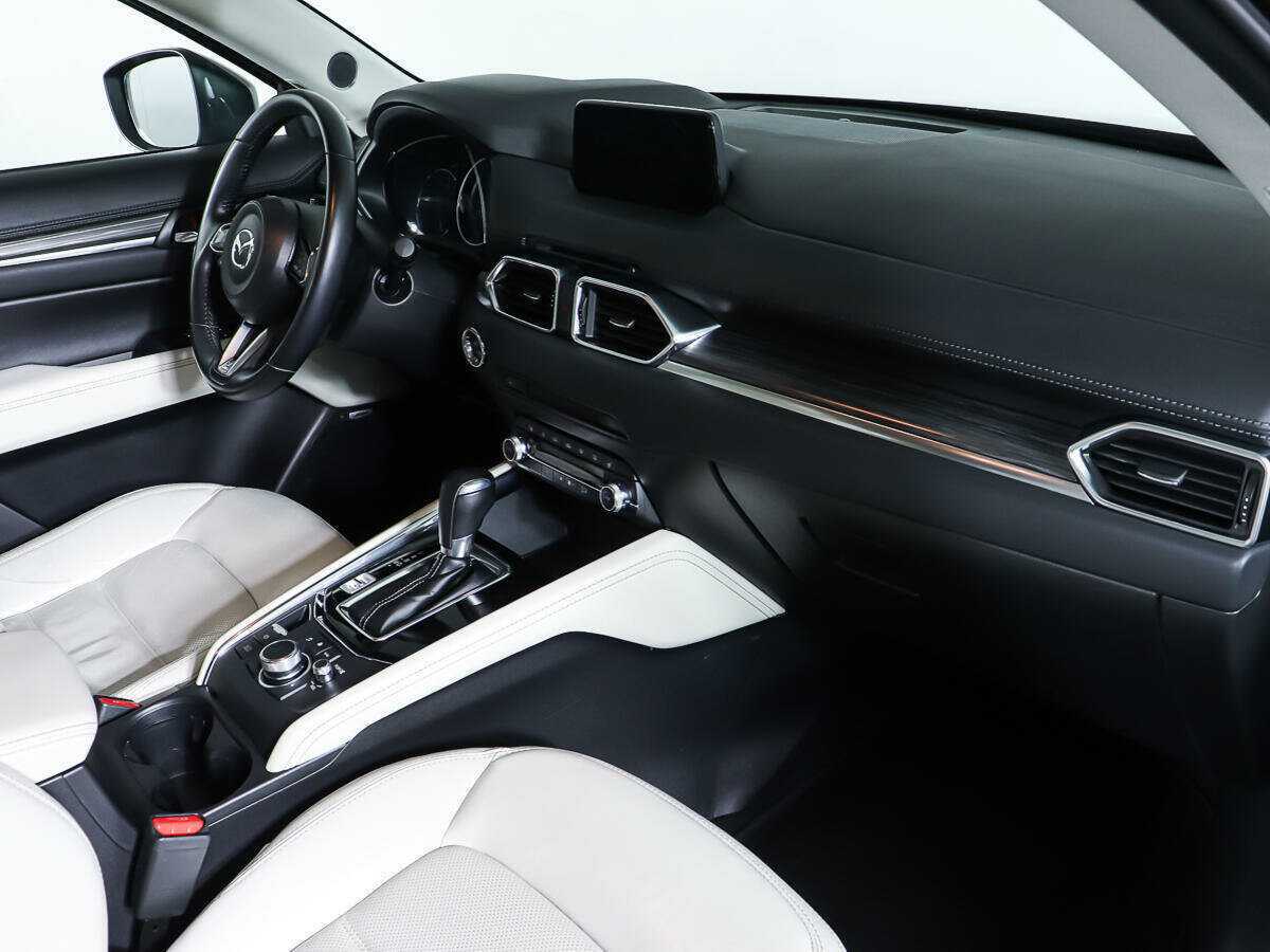 Б/У Мазда Ц-Икс-5 2019 года. Фото: #7