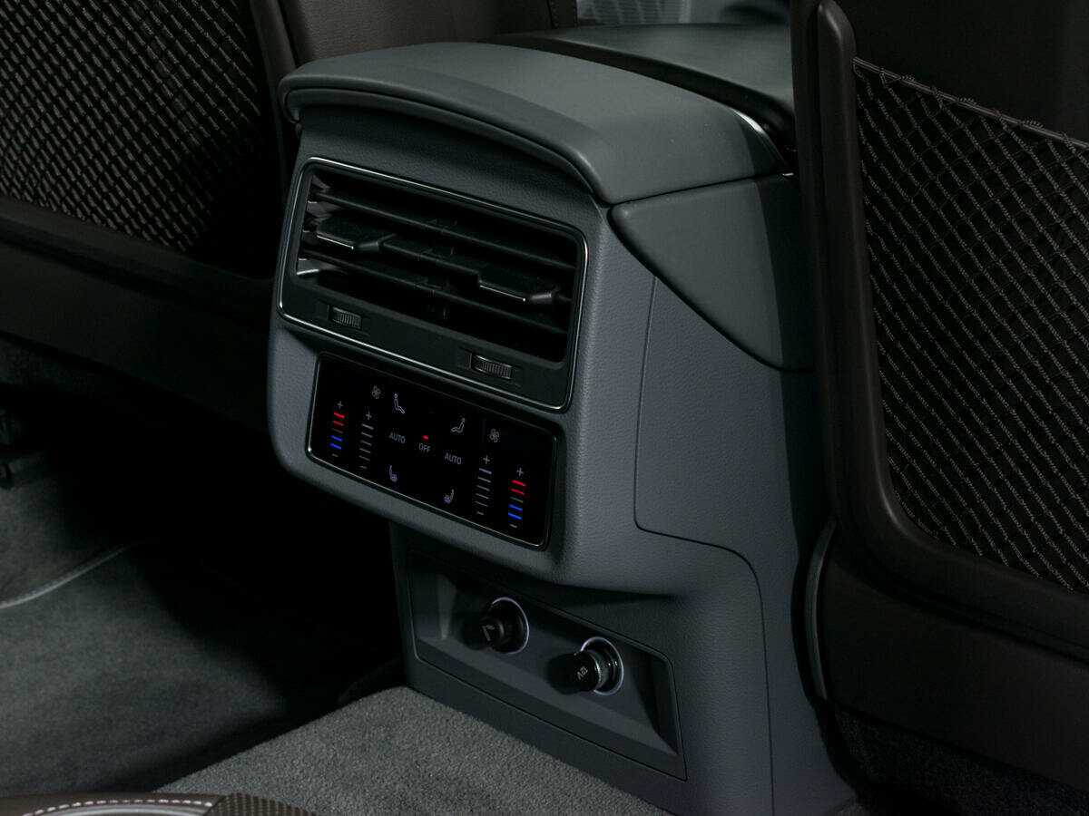 Б/У Ауди К8 2019 года. Фото: #14