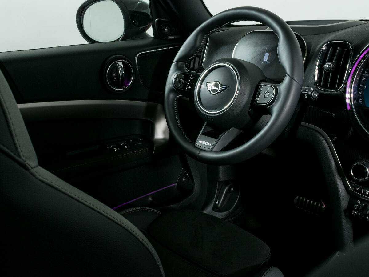 Б/У Мини Каунтримэн 2022 года. Фото: #8