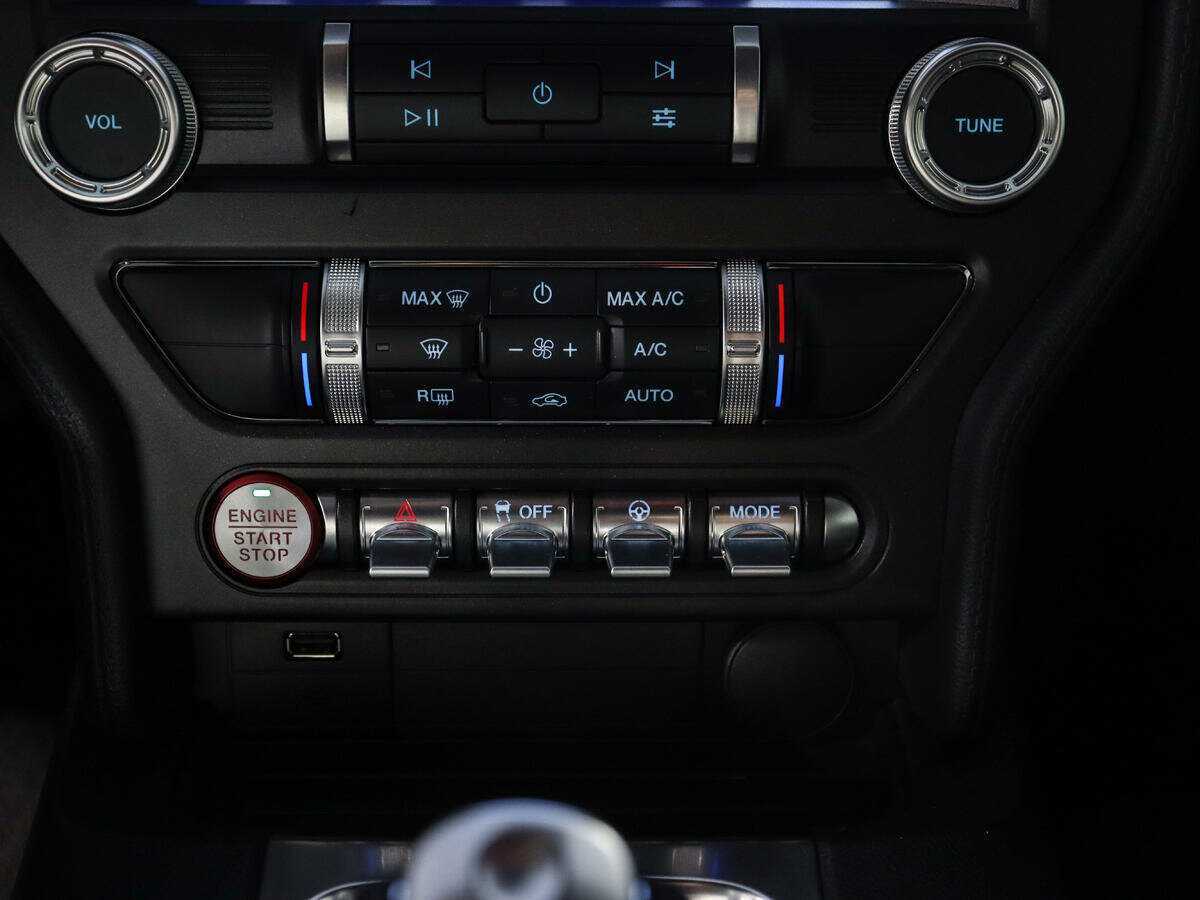 Б/У Форд Мустанг 2022 года. Фото: #16