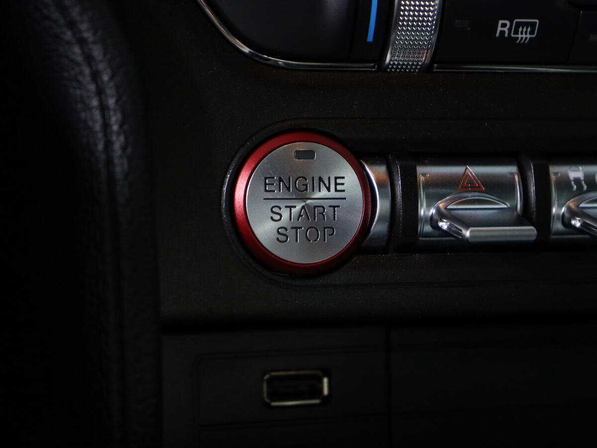 Б/У Форд Мустанг 2022 года. Фото: #17