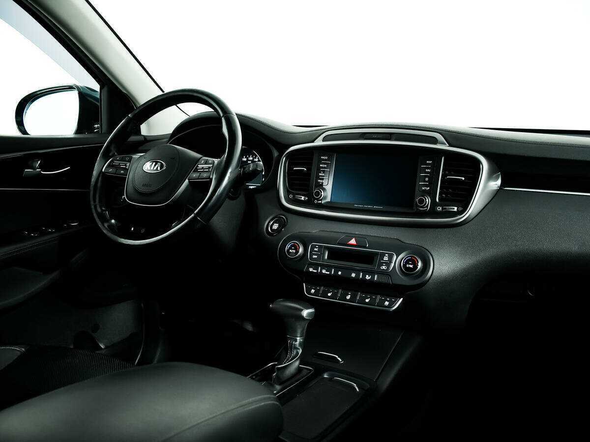 Б/У Киа Соренто 2018 года. Фото: #8