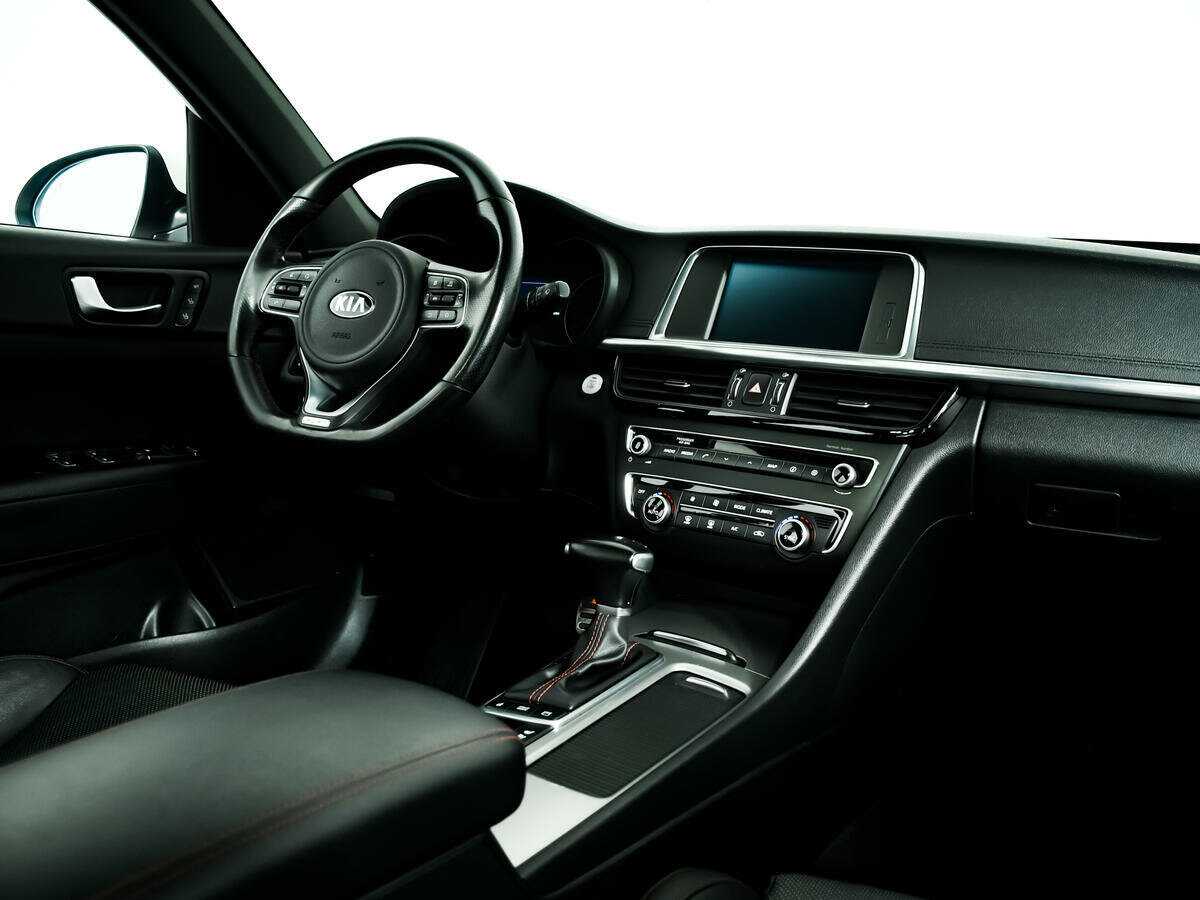 Б/У Киа Оптима 2018 года. Фото: #8