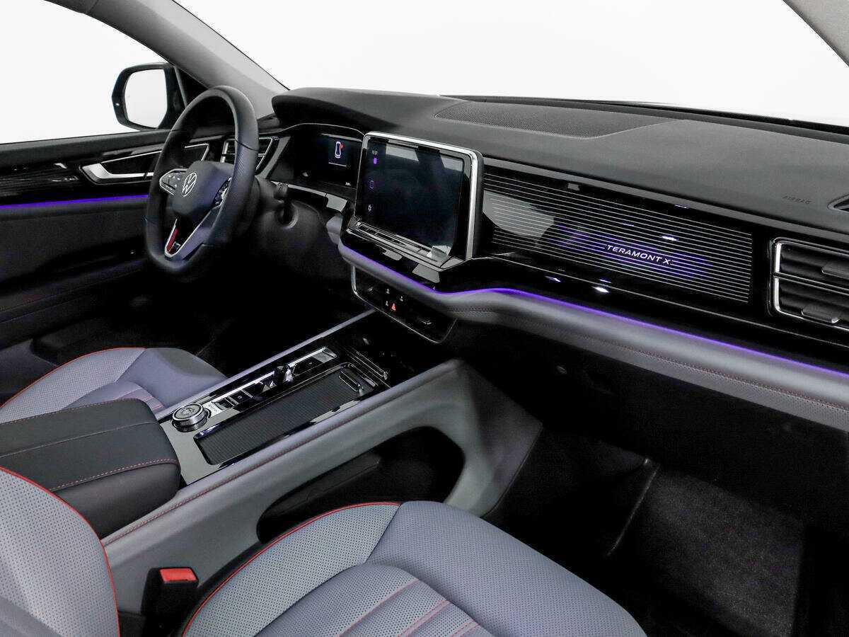 Б/У Фольксваген Терамонт 2023 года. Фото: #11