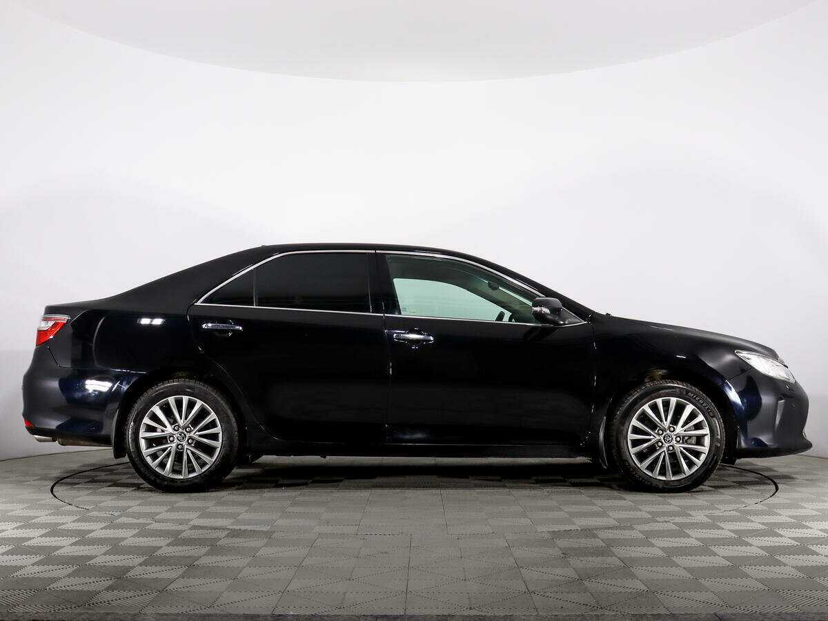 Б/У Тойота Камри 2016 года. Фото: #3