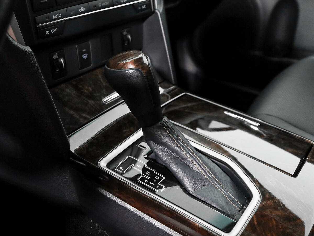 Б/У Тойота Камри 2016 года. Фото: #10