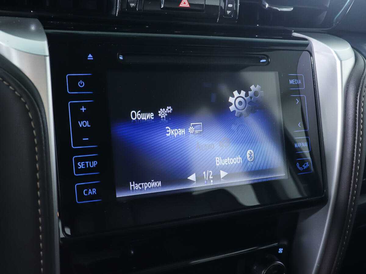 Б/У Тойота Фортюнер 2018 года. Фото: #17