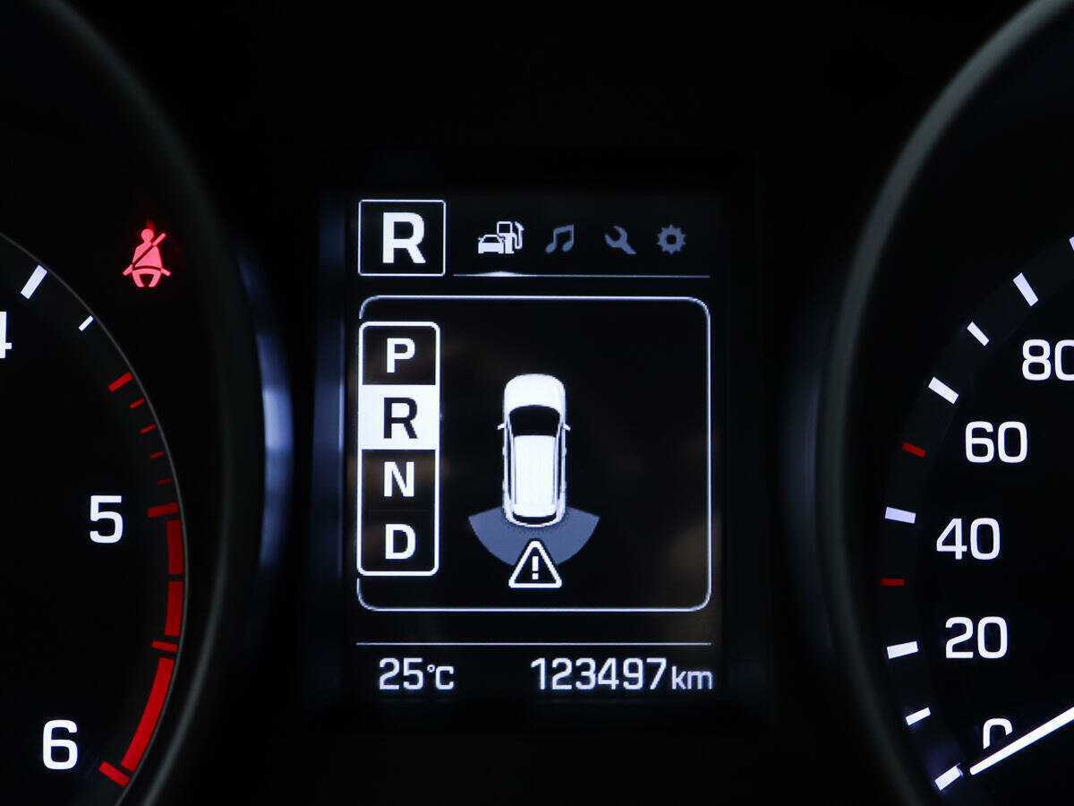 Б/У Хендай Санта Фе 2016 года. Фото: #16