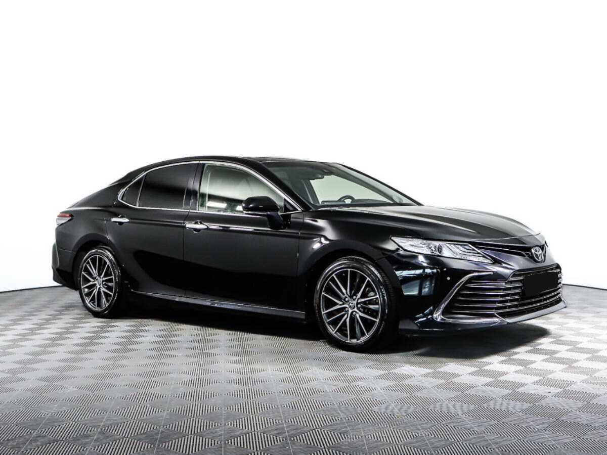 Б/У Тойота Камри 2022 года. Фото: #1
