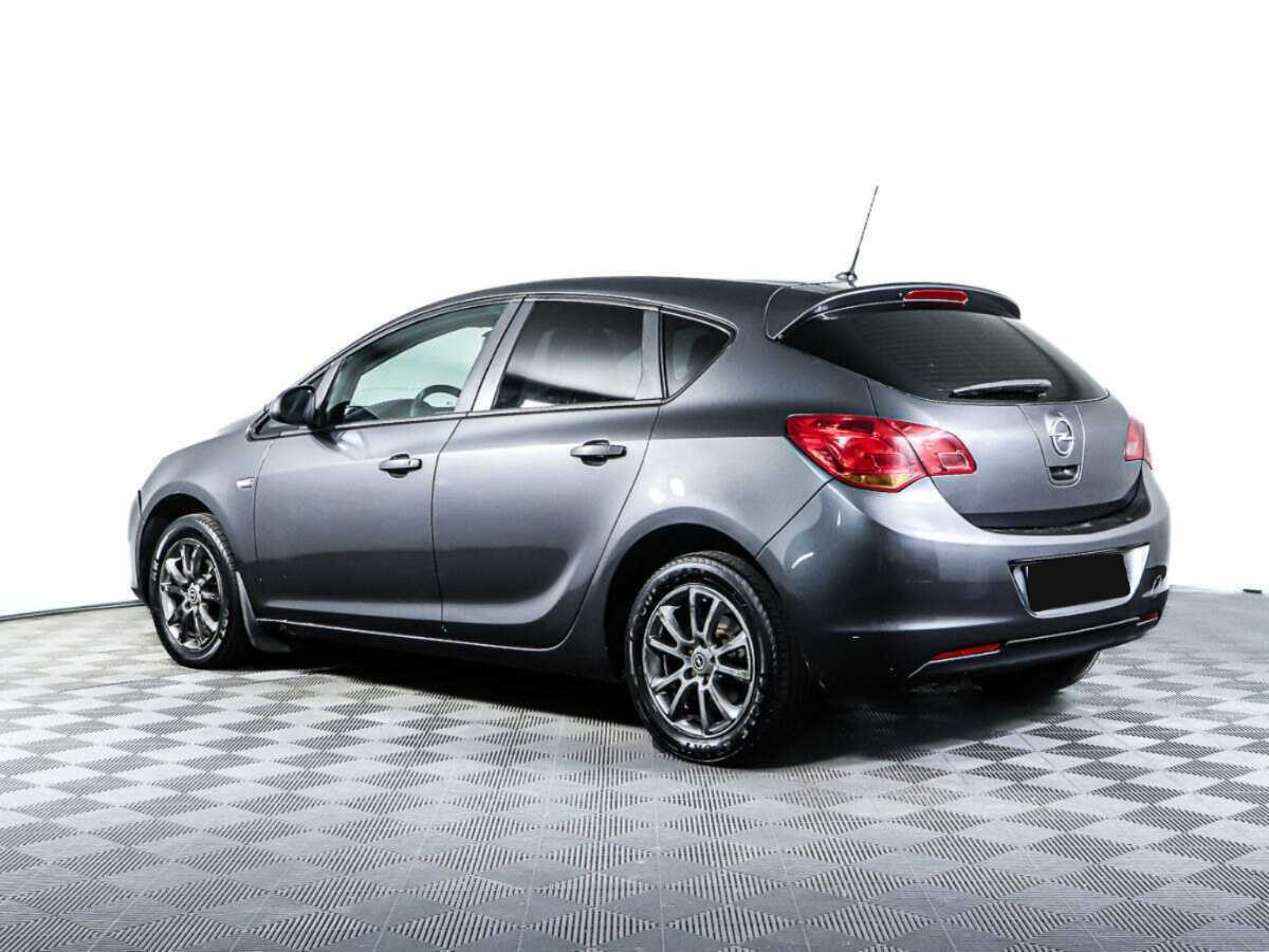 Б/У Опель Астра 2011 года. Фото: #5