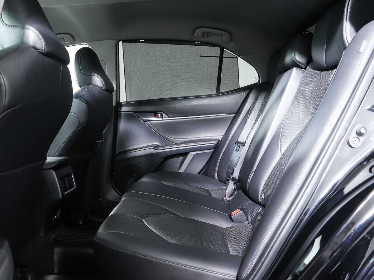 Б/У Тойота Камри 2021 года. Фото: #8